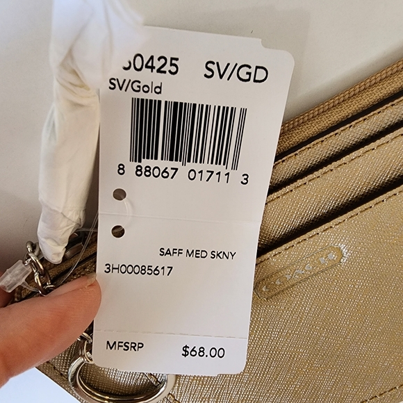 Coach 50425 GOLD Medium Saffiano Leather Skinny Wallet - Picture 3 of 5